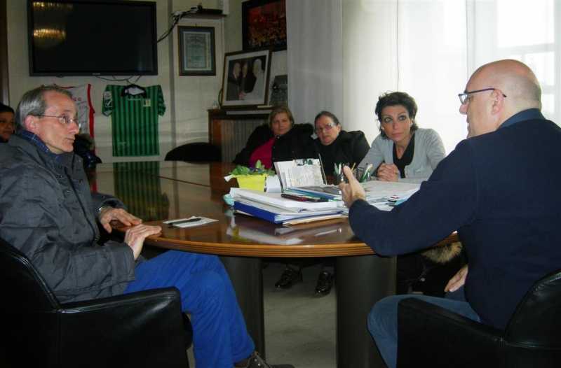 Incontro-con-lavoratori-Villa-Pini.JPG