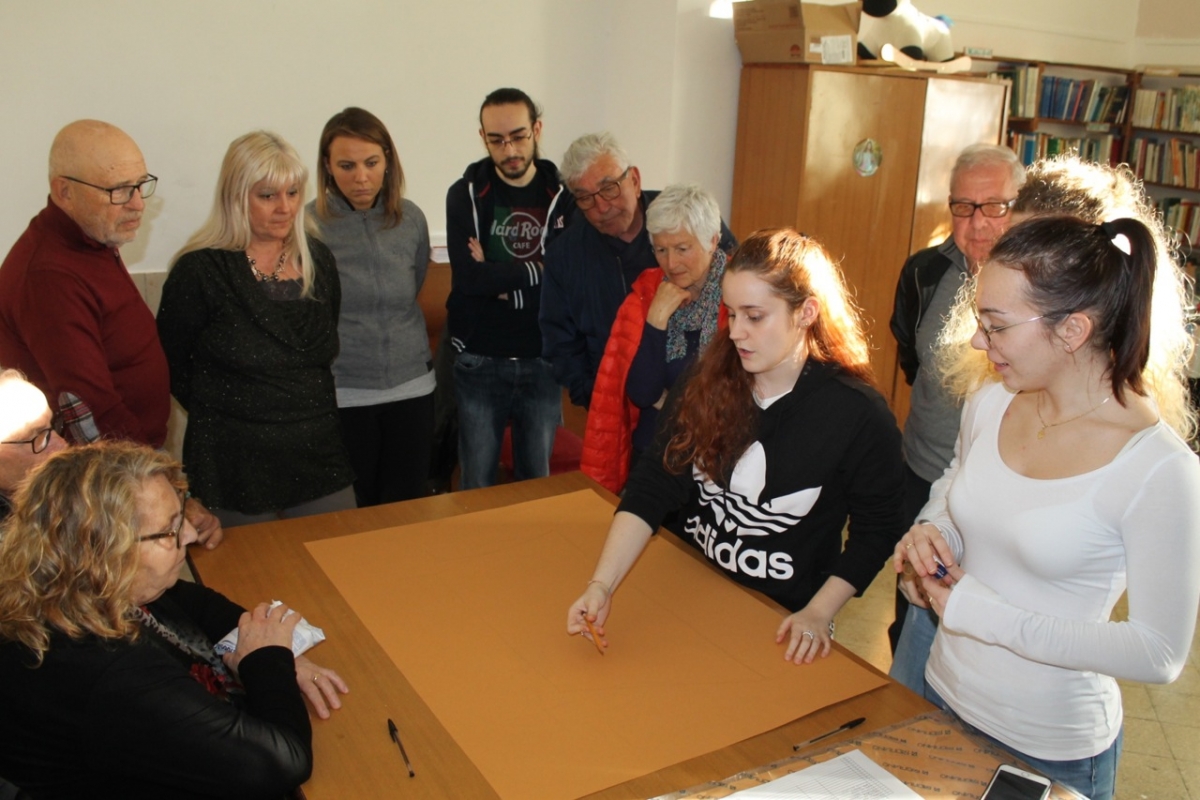Coltiviamoci,-il-laboratorio-con-gli-anziani.jpg