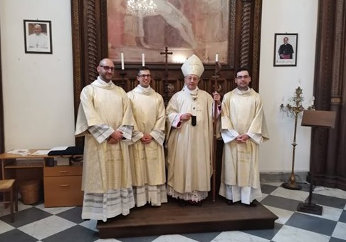 ordinazione25giugno2a.jpg