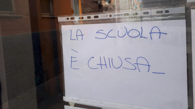 scuolachiusa88.jpg
