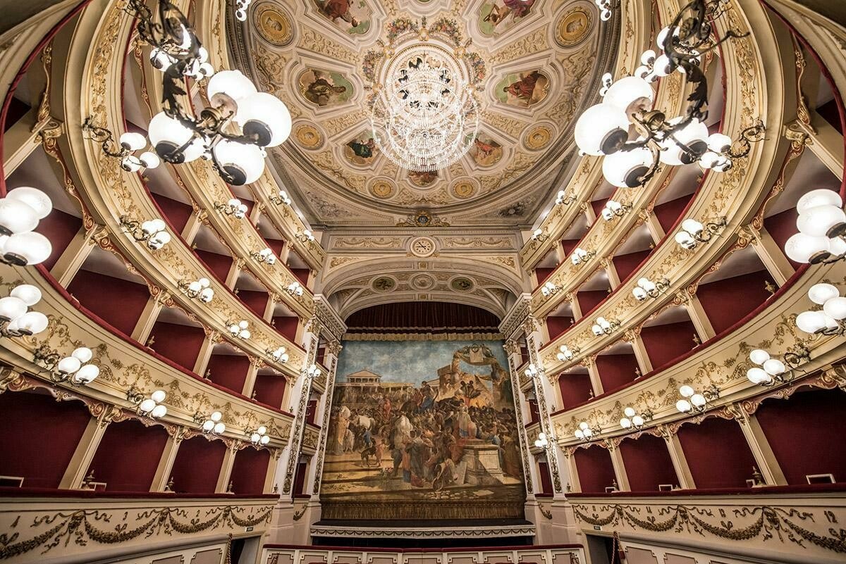 foto-teatro-marrucino-chieti.jpg